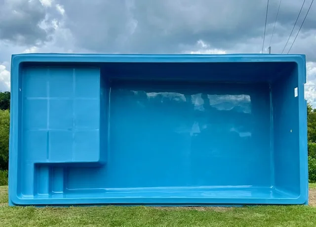 Fiberglass Pools Sale and Construction In Florida